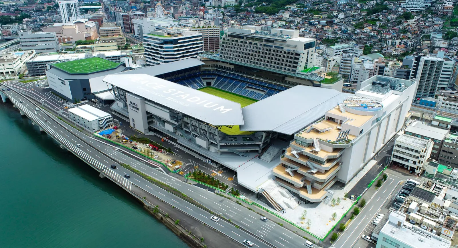 スタジアムを中心としたまち「長崎」