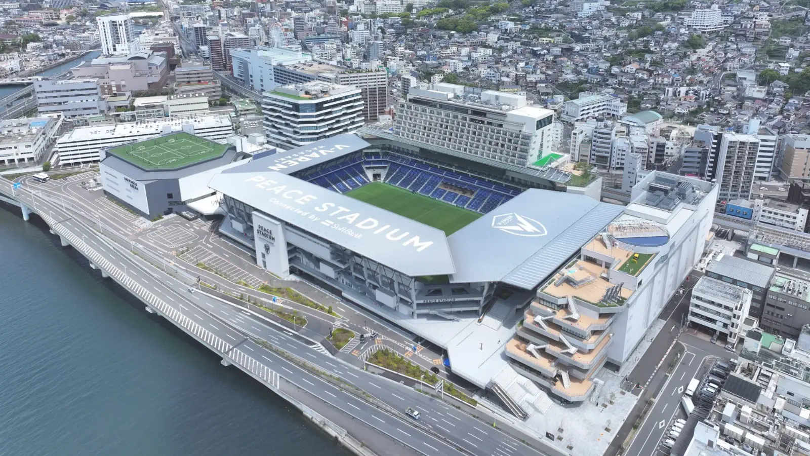 長崎スタジアムシティ　開業1周年レポート